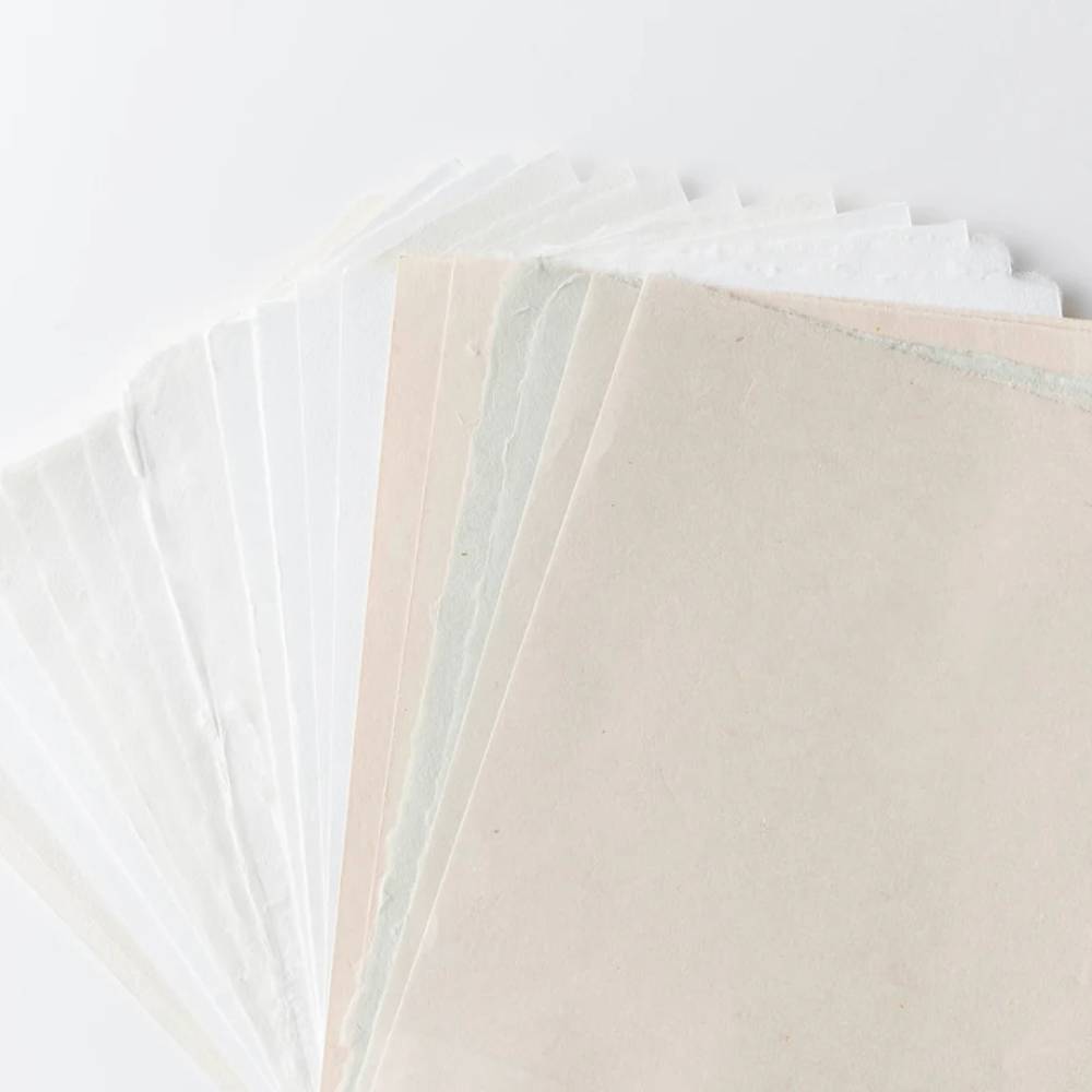 Awagami Washi _ Japanese Lightweight Printmaking Paper Sample Pack _ 21x26cm _ 20 Sheets