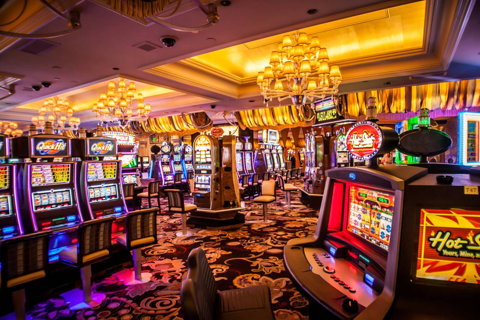 The Psychology of Casino Game Design: Colour, Light, and Sound